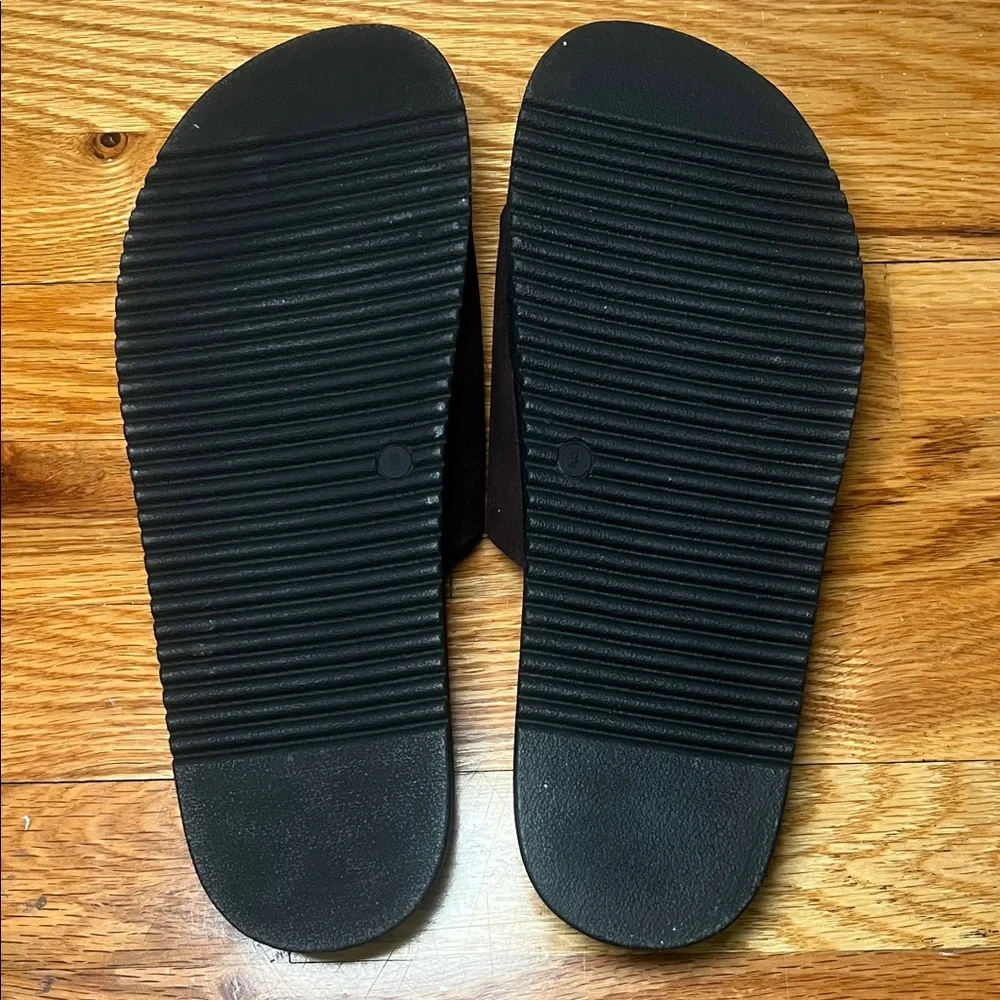 Steve Madden Brown Suede Sandals with Rose Gold Buckle - Picture 4 of 4